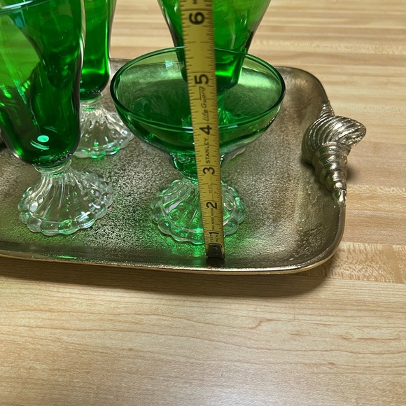 #1363****Set of Vintage Green Emerald Glass Goblets and Bowl - Picture 6 of 8